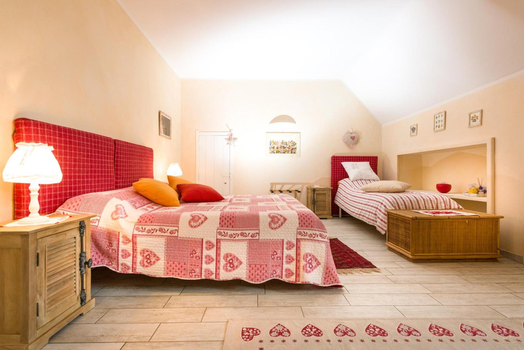 לינה וארוחת בוקר Luserna San Giovanni Blu Lavanda Bed & Breakfast מראה חיצוני תמונה